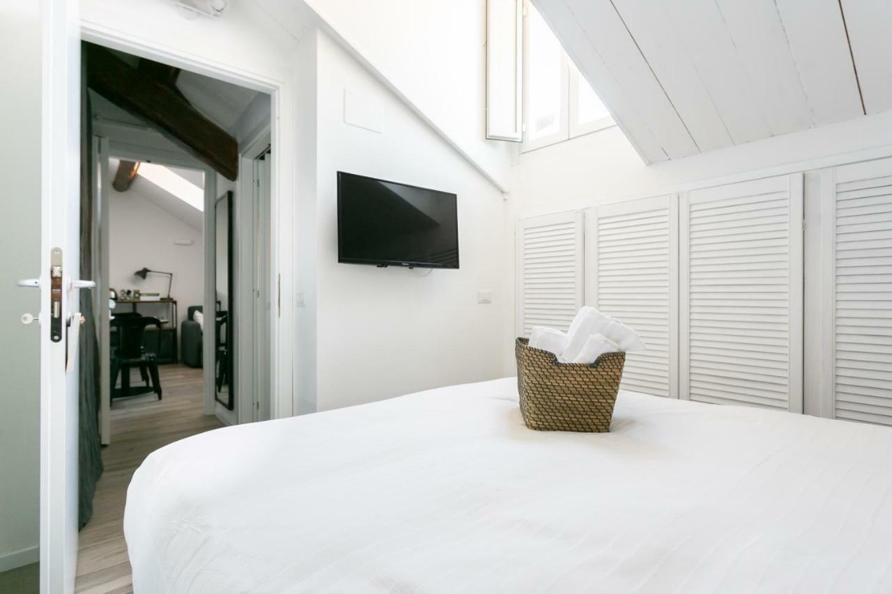 Milano Apartments Darsena Eksteriør bilde