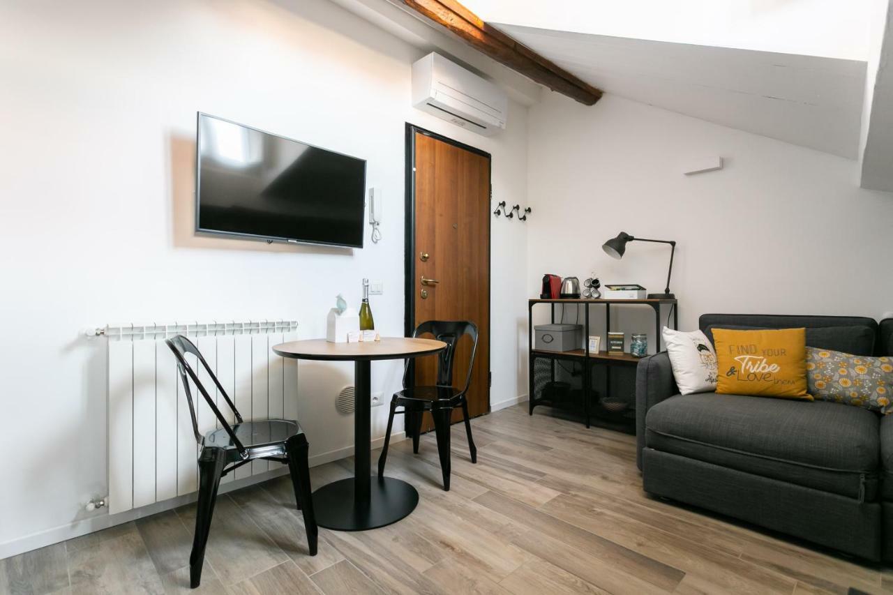 Milano Apartments Darsena Eksteriør bilde