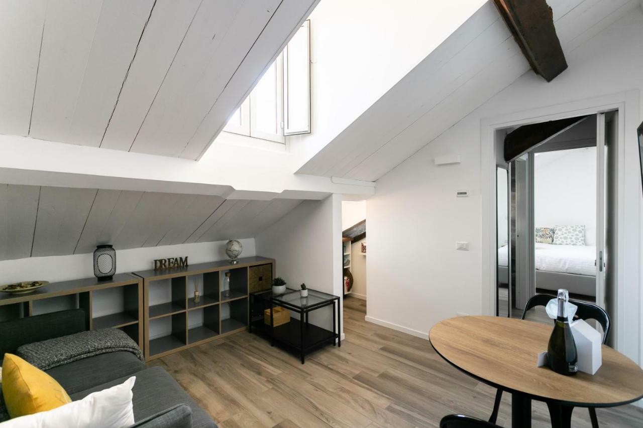 Milano Apartments Darsena Eksteriør bilde